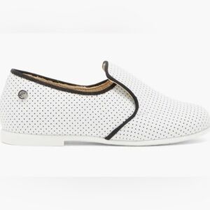 Kids White Slip-On Shoes with Black Trim size 30 from naturino new